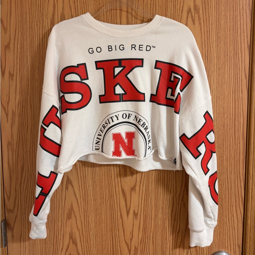 Ameda White and Red Women's Crew Neck Sweater